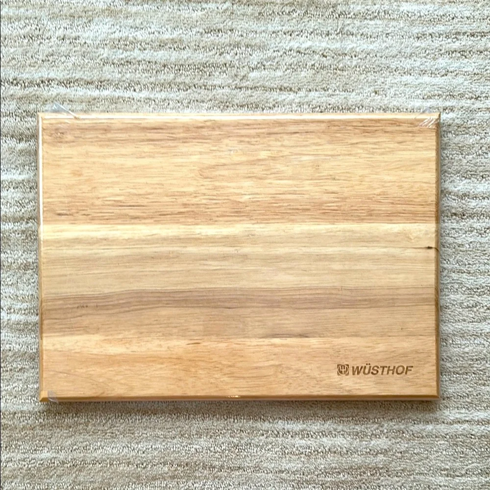 New Wüsthof Wooden Cutting Board 10 x 14 Inch